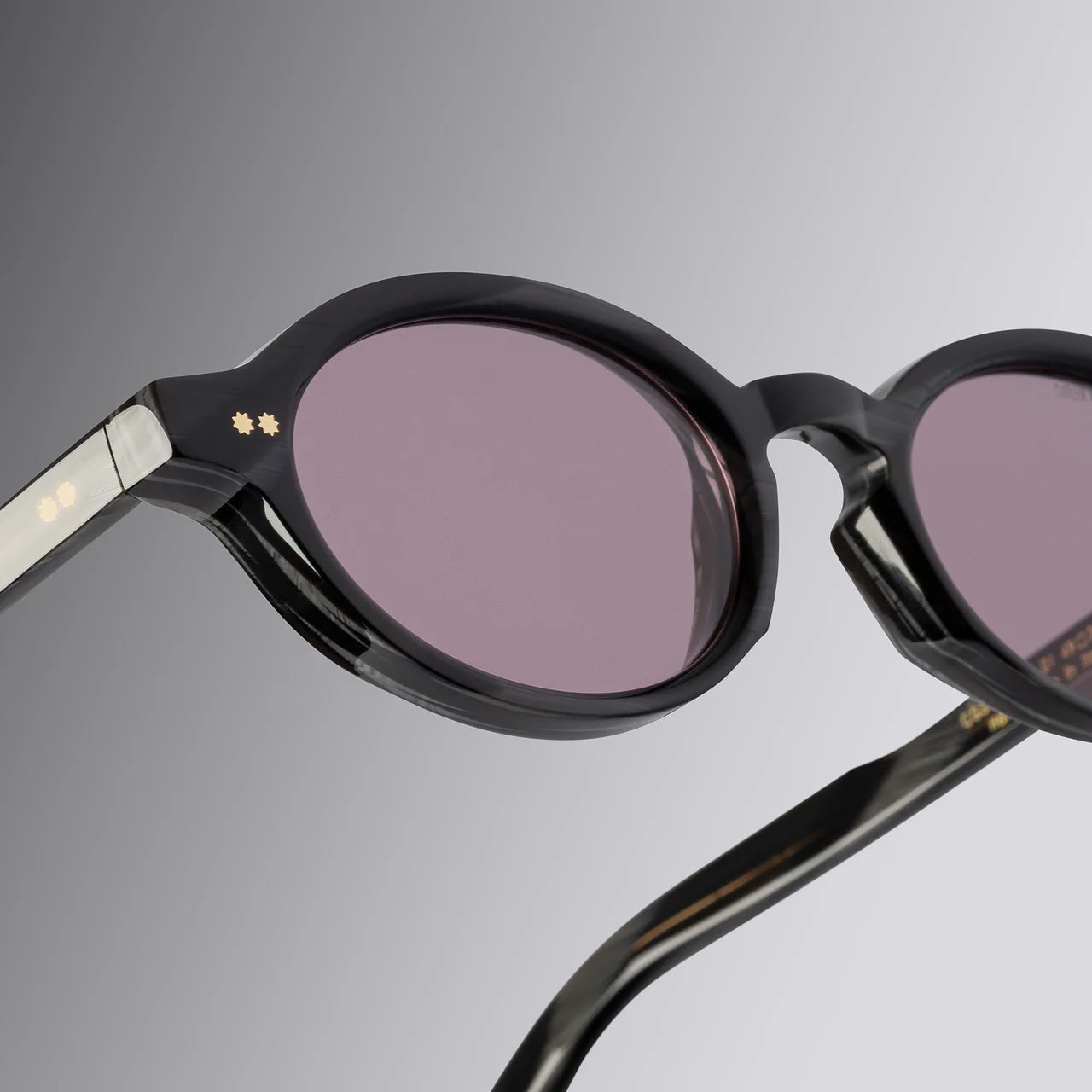 GR13 OVAL | Cutler and Gross