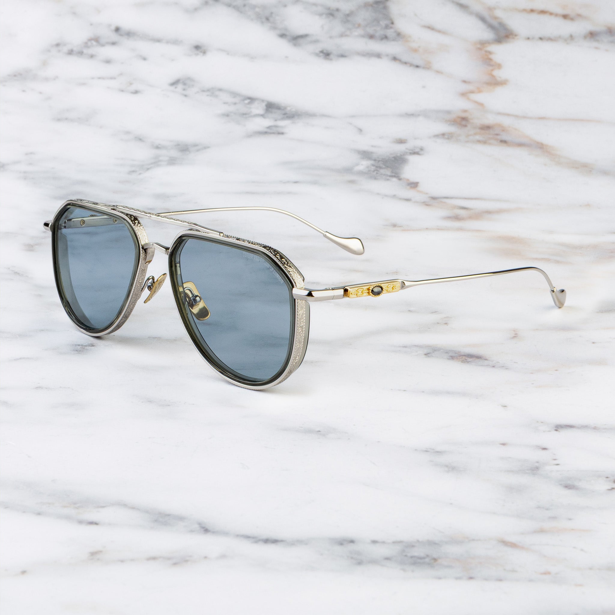THE GREAT FROG TRIUMPH AVIATOR | Cutler and Gross x The Great Frog