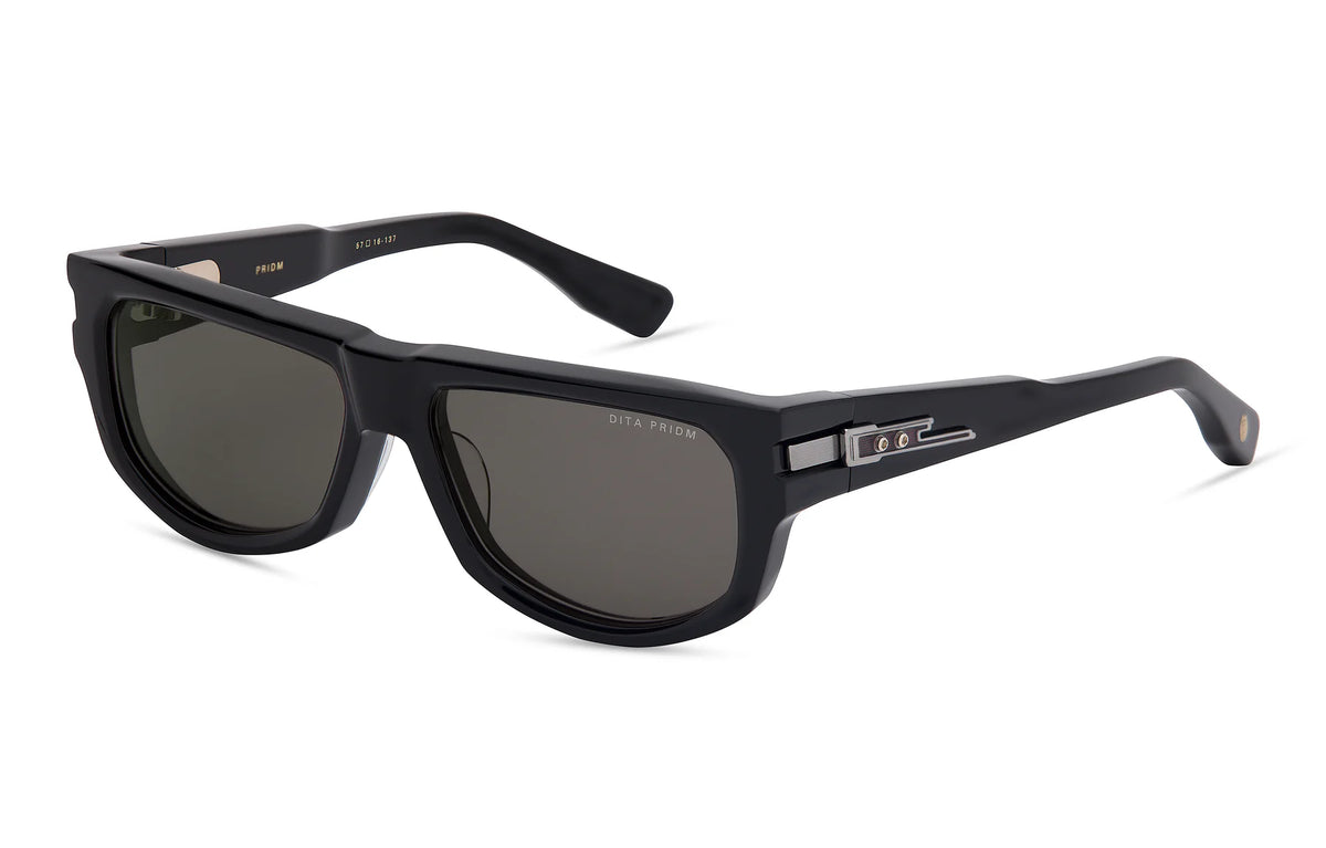 DITA PRIDM Black - Black Palladium - Red – three-quarter view